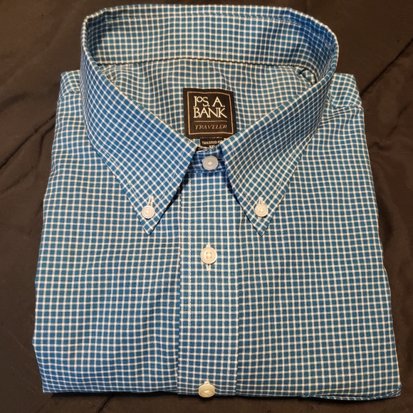 Jos. A. Bank Other - JoS. A BANK Traveler 100% Cotton Long Sleeve Shirt